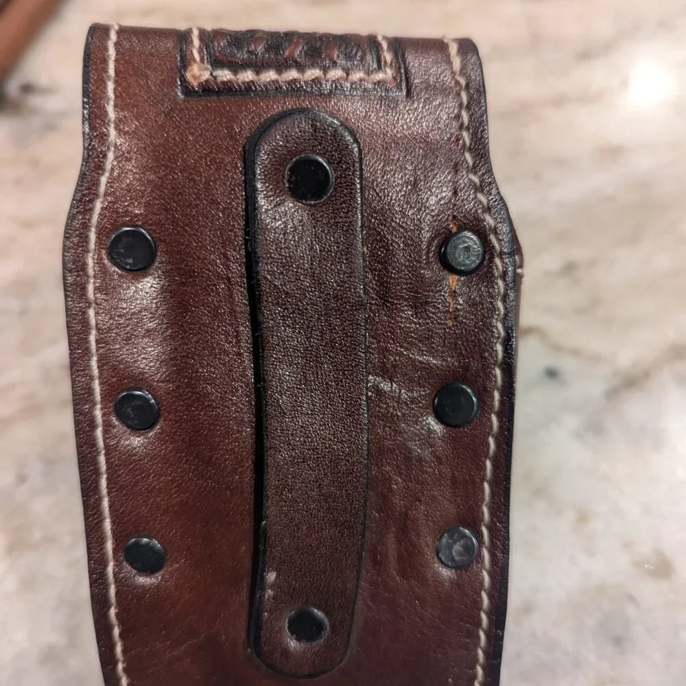 Leather Wallet w / Cow Hide Concho Embellishments & Flip Phone / Tool Case